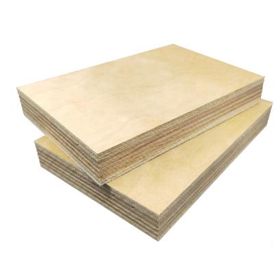 China Smooth Exterior Commercial Black Hardwood UV2S Film Faced Plywood For Sale Marine Grade Construction Film Faced UV Plywood 1220X2440 for sale