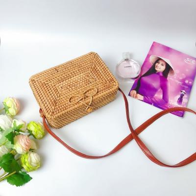 China Handwoven Square Bag Rattan Straw Bag Fashion INS Bali Bohemian Shoulder Cross - Body Bag Beach Report for sale