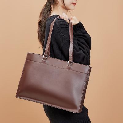 China Original new 2021 fashion shoulder bag large capacity tote bag leather single briefcase original handbag for sale