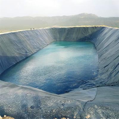 China Liner de lago texturizado a partir de geomembrana pré-aplicada para canais de irrigação e lagoas de curso à venda