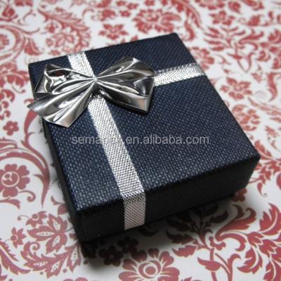 China Small handmade cardboard lid and base box for gift with ribbon bow for sale