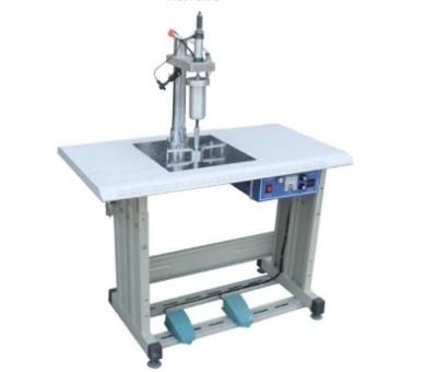 China Ultrasonic Metal Spot Welding Machine For Cup - Shaped Masks /  Plastic Spot Welder for sale