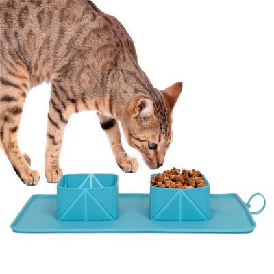 China Viable Non Slip Automatic Bowl Premium Logo Wholesale Luxury French Animals Custom Made Cat Dog Automatic Gravity Pet Water Bowl Pet Driver for sale