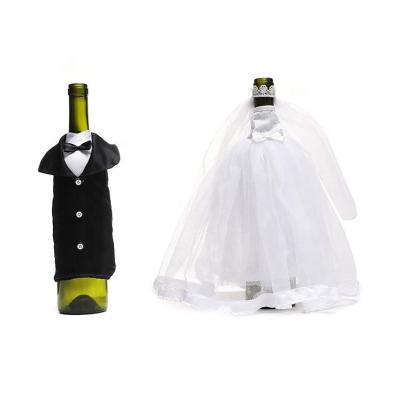 China 2022 New Arrivals Eco-friendly Wedding Wine Bottle Cover Wine Bottle Decor Holiday Wedding Table Home Decorations for sale