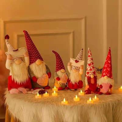 China Home Decorations Faceless Santa Doll Gift Decoration Valentines Gnomes Plush Mr and Mrs Handmade Table Ornament for sale