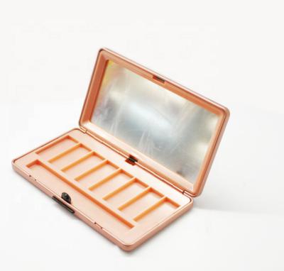 China Other good price of matel luxury case colors mini eyeshadow container for sale