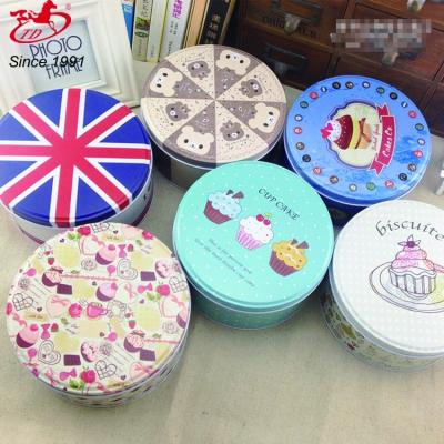 China Recyclable hot sale cute round container/cookie box for sale/divided cake boxes for sale