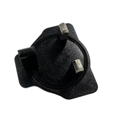 China Commercial Travel Converter Factory UK Standard Conversion Plug With Cover for sale