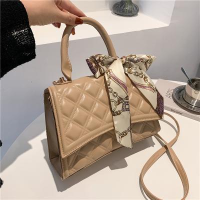 China 2022 Vintage Fashion Rhombus Chain Bags Ladies Leather Handbag Large Capacity Simple Bags for sale