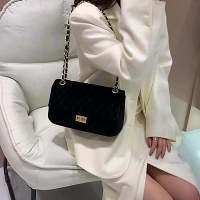 China 2022 New Vintage Ladies Handbags Solid Color Shoulder Chain Bags Ladies Diamond Rhombus Bags for sale