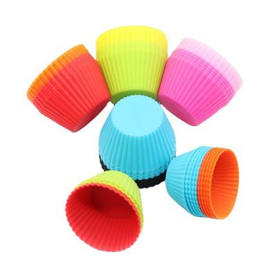 China Sustainable Silicone Baking Cupcake Cups Reusable Non-Stick Muffin Liners Cake Baking Pans for sale