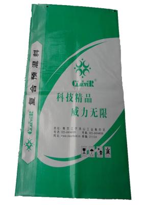 China Los bolsos de empaquetado del fertilizante orgánico de la extra grande para 30LB NPK doblan cosido en venta