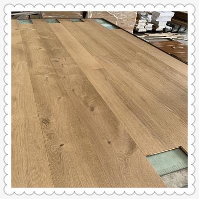 China 4mm Oak Veneer Oak Veneer Modern High End Timber Flooring French Engineer Wood Flooring for sale