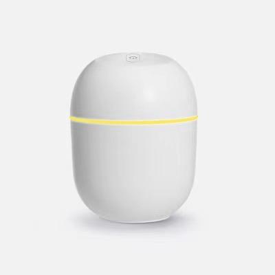 China Car Air Humidifier Aroma Oil Diffuser Portable Air Humidifier USB Cool Mist Sprayer with Night Colorful Light Ultrasonic Humidifier for sale