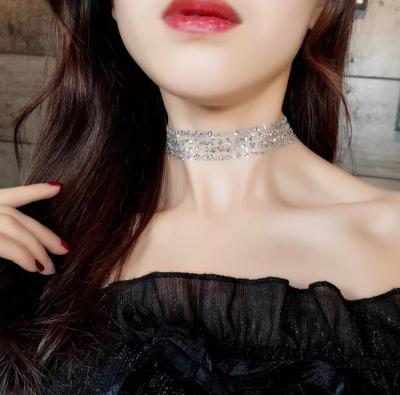 China Fashion CLASSIC Invisible Necklace Wild Clavicle Mesh Sequin Chain Flashing Simple Necklace for sale