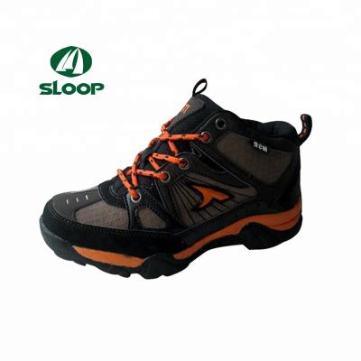 China New Fashion Design Kids Sport Outdoor Hike Shoes for sale