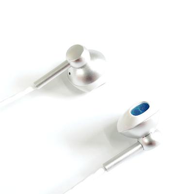 China Wholesale Cheap RTS Metal Earbuds Deep Bass 3.5mm Wired Headphones for sale