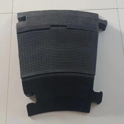 China TPE Thermoplastic Elastomer Anti-Pressure Portable Vehicle Traffic Speed Bump for Concrete Gravel 800*500*50mm for sale