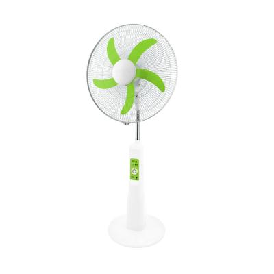 China High Efficiency 18 Inch Fan Rechargeable Floor Fan With Phone Charging for sale