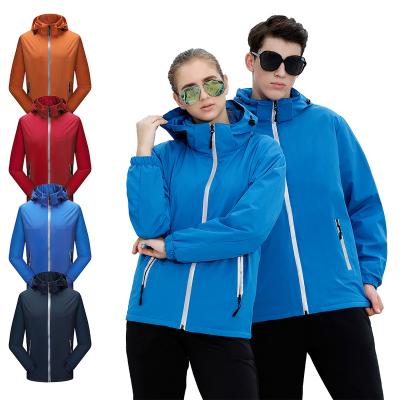 China Waterproof Windproof Men's Waterproof Fleece Reflect Lightweight Outdoor Jacket Custom Design Zipper Soft Shell for sale