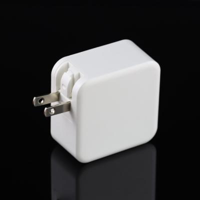 China Portable USB Travel Dual Ports Plug Phone Folding Phone Folding 5V 3A Quick Charger Wall Power Adapter for Phone and Tablet for sale