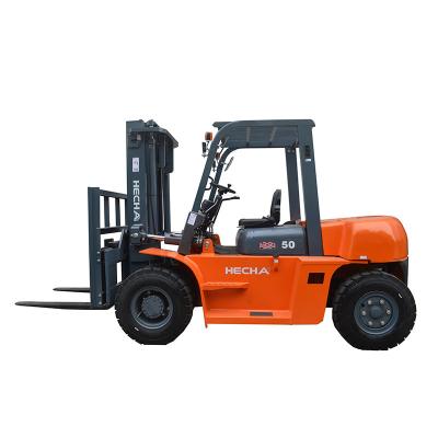 China Hotels Diesel Forklift Capacity 5 Tons Forklift With Pneumatic Tire for sale