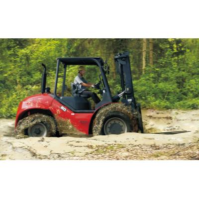 China Easy Operation Safety Convenience FD30 4wd Forklift Rough Terrain Forklift 4wd Diesel Forklift Price for sale