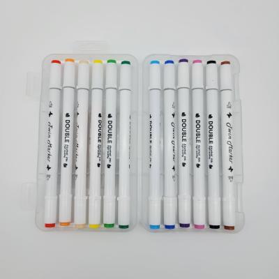 China Oily Based Colored Paint Marker Pen Set Dual Tips Art Marker Pen with 12colors for Water Color Paint Pen for sale