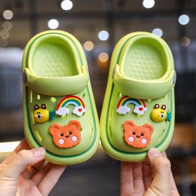 China Cushioning CrocsS Cuhk Children's Home Bathroom Soft Non-Slip Sole Sandals Wholesale Boys Summer Children's Slippers Outside Wear Slippers for sale