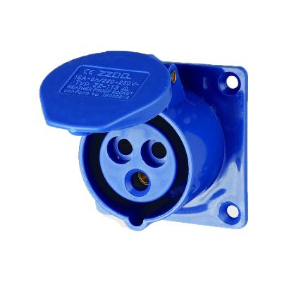 China Multiple Applications ZZ313 2P+E 220V 16A IP44 Outdoor Three Hole Three Hole Aviation Socket for sale