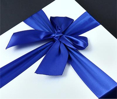 China Recycled Materials Wholesale Custom Luxury Sliver Paper Jewelry Gift Box for sale