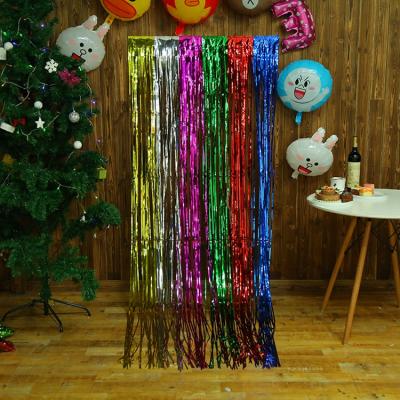 China Durable Curtain Foil Tinsel Garland Metallic Tinsel Foil Fringe Curtain Backdrops For Party for sale