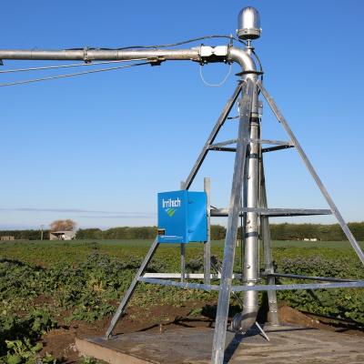 China Farms Zimmatic Center Pivot Irrigation System With Senninger LDN IWOB Sprinkler In Madagascar for sale