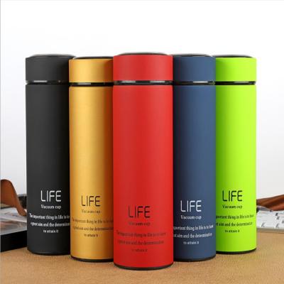 China Sustainable 500ml Double Wall Insulated Metal Drink Bottles Water Vacuum Thermos Sports Water Bottle for sale