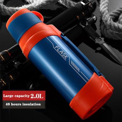 China PORTABLE Outdoor Sport 2L Vacuum Bottle Travel Insulated Bottle 304 Stainless Steel Travel Jar for sale