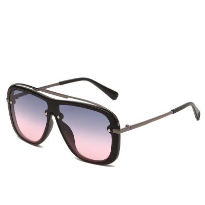 China Fashion Sunglasses Top New Style Hot Selling Luxury Custom Pc+metal Sunglasses Fashion Men And Women Same Glasses for sale