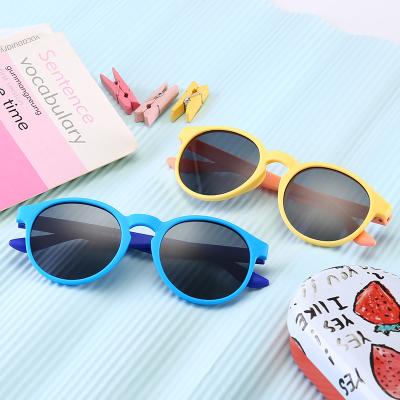 China 2021 new fashion children's fashion retro sunglasses cute baby sunglasses boys classic sunglasses wholesale for sale