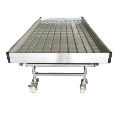 China Greenhouse Galvanized Steel Rolling Benches Flood Tables Dip Flow Tray for sale