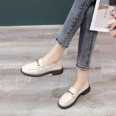 China Fashion Trend PU Leather Sparkle Women Ladies Custom Fashionable Casual Flats Shoes Luxury Women Shoes for sale