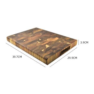 China Wooden Butcher Block End Grain Viable Thick Acacia Wood Cutting Board with Two Handles for Kitchen for sale