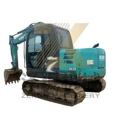 中国 0.4m3 Bucket Capacity 2017 Used Kobelco 907 E307D Sk75 Sk75-11 Excavator in Shanghai 販売のため