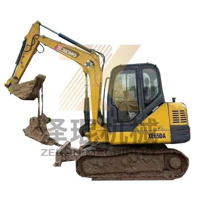 China 6TON Hydraulic Cylinder Tracked Excavator XE65DA with 0.25cbm Bucket and Attachments à venda