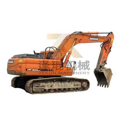 중국 151KW Doosan DX300 발굴기 중공용 원래 사용 된 건설 기계 판매용