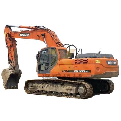 Chine Excavateur Doosan DX300LC coréen hydraulique d'occasion 300 en Corée avec 4001-6000 heures de travail à vendre