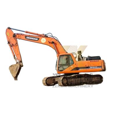 Chine Excavateur Doosan DX225LC Fabriqué en Corée avec 1,17m3 de capacité de seau et 22T de poids de fonctionnement en excellent état à vendre