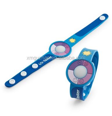 China Hot Selling Eco - Friendly Silicon PVC Soft Rubber UV Tester Wristband UV Wristband for sale