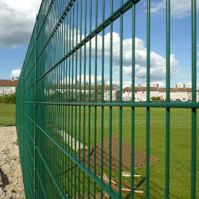 China Cost effective Hot sale powder coated twin Doppelstabmattenzaun /868 Double Wire Mesh Fence for sale