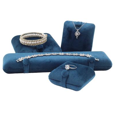 China Newest Selling Romantic Candy Box Velvet Ring Box Stud Earrings Bracelet Hot Luxury Dark Blue Long Chain Jewelry Packaging for sale