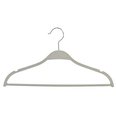 China Save Space Hot-selling Manufacturers Recycling Space-saving Women's PP Plastic Hangers for sale