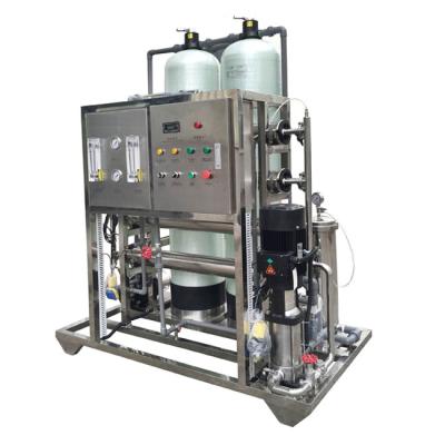 China Planta de agua de acero inoxidable 1000 Lph, purificador industrial del Ro del agua del Ro con el tanque de FRP en venta